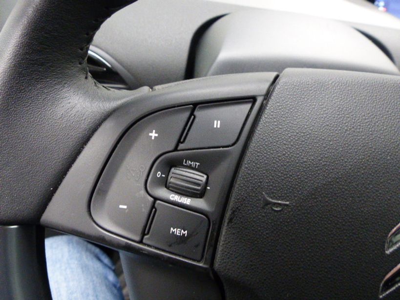 CITROEN GRAND C4 PICASSO 2018 - Photo n°19