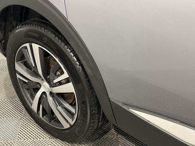 PEUGEOT 5008 2023 - Photo n°4