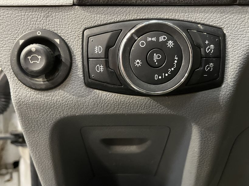 FORD TRANSIT CHASSIS DOUBLE CABINE 2019 - Photo n°29