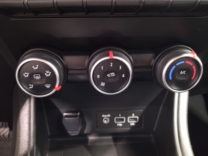 RENAULT CAPTUR 2020 - Photo n°18