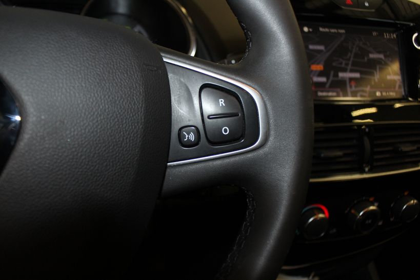 RENAULT CLIO IV BUSINESS 2018 - Photo n°21