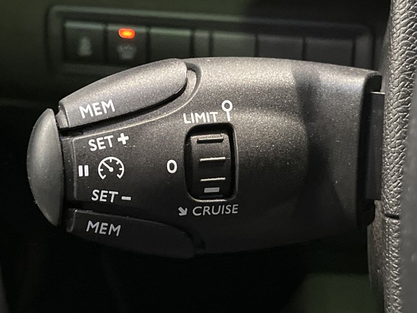 PEUGEOT 308 2016 - Photo n°30