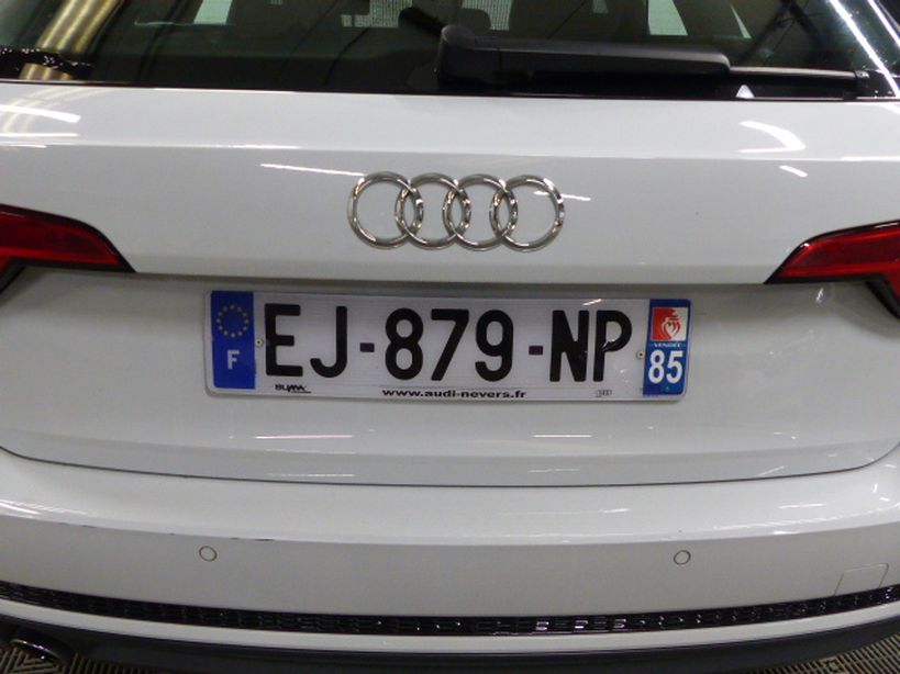 AUDI A4 AVANT 2017 - Photo n°5