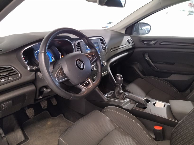 RENAULT MEGANE IV BERLINE BUSINESS 2016 - Photo n°30