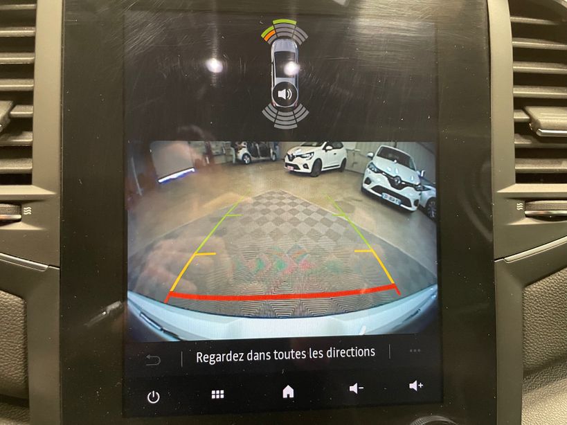 RENAULT MEGANE IV BERLINE 2022 - Photo n°27