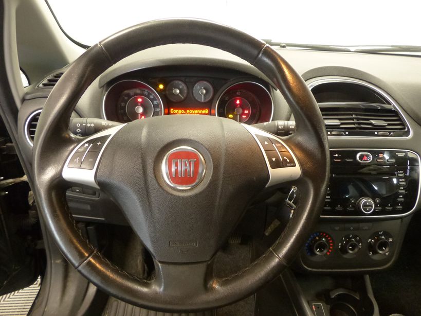 FIAT PUNTO 2015 - Photo n°8