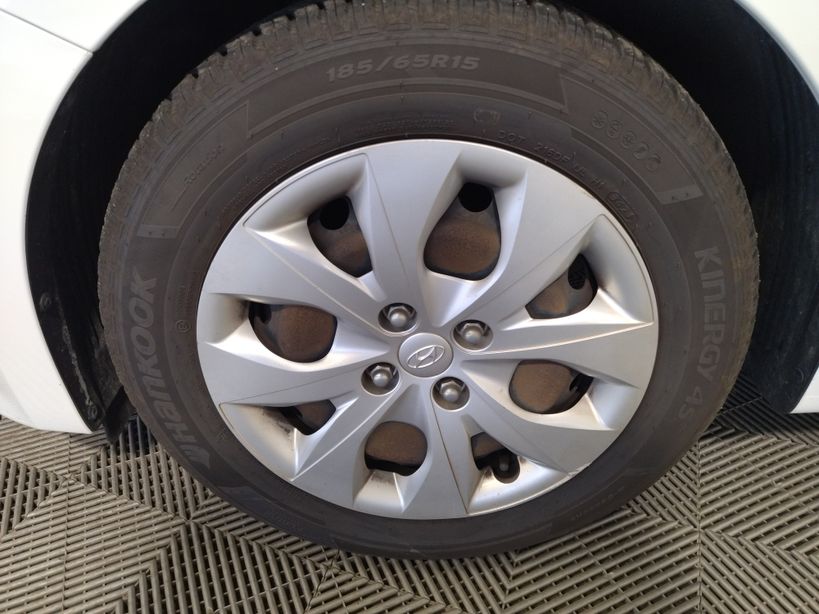 HYUNDAI i20 2015 - Photo n°4