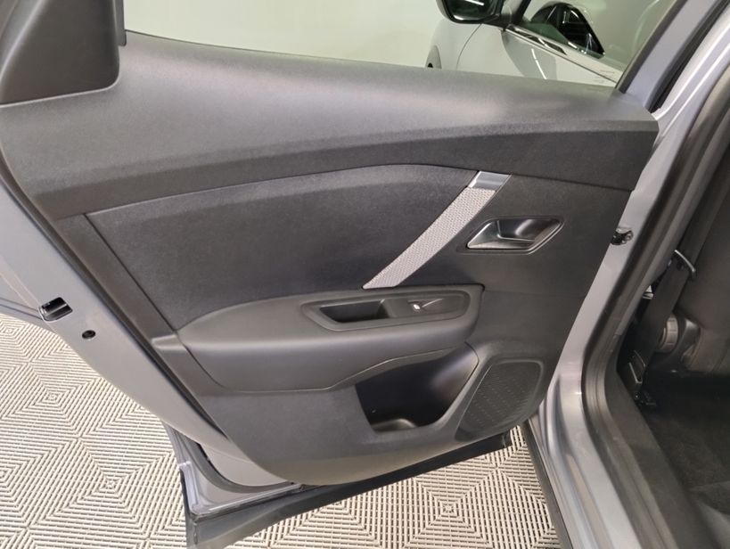 CITROEN C4 X 2023 - Photo n°13