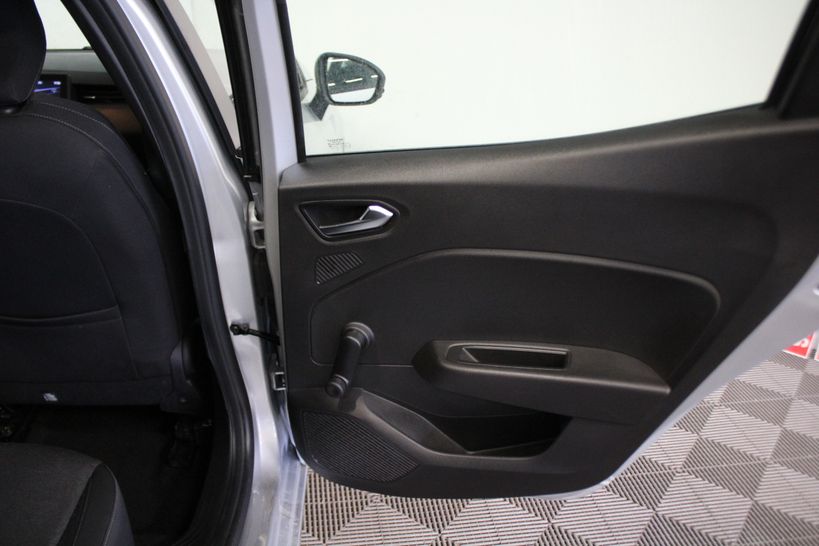 RENAULT CLIO V 2020 - Photo n°36