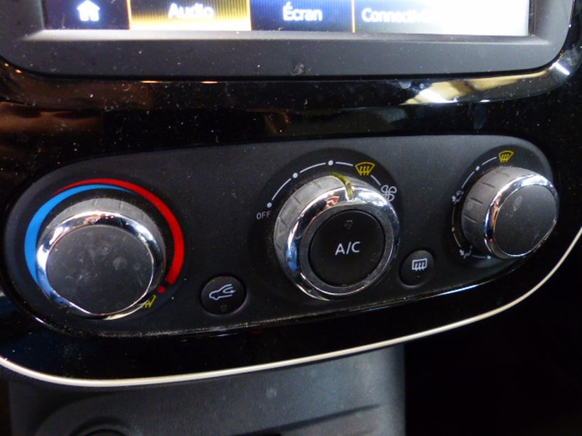 RENAULT CAPTUR 2019 - Photo n°15