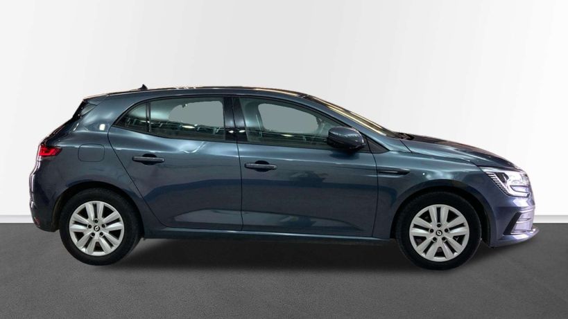 RENAULT MEGANE IV BERLINE 2022 - Photo n°12