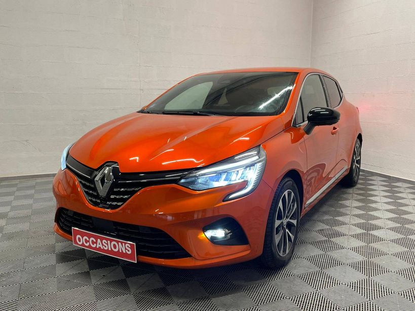 RENAULT CLIO V 2023 - Photo n°1