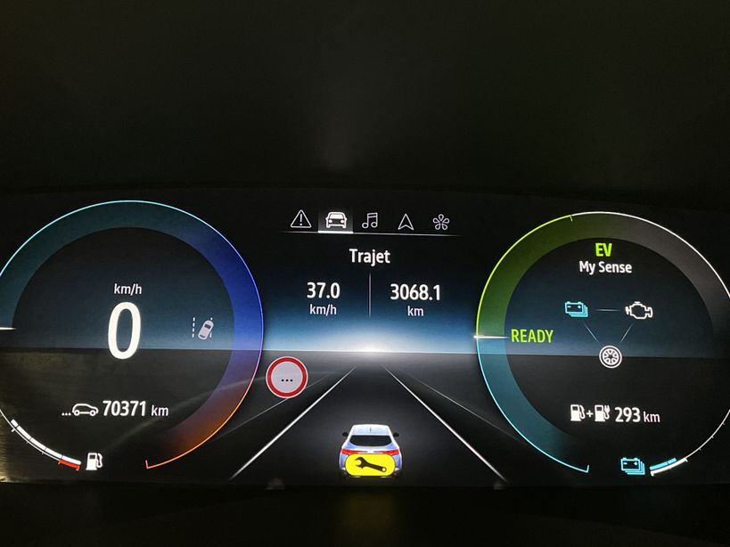 RENAULT MEGANE IV BERLINE 2021 - Photo n°39