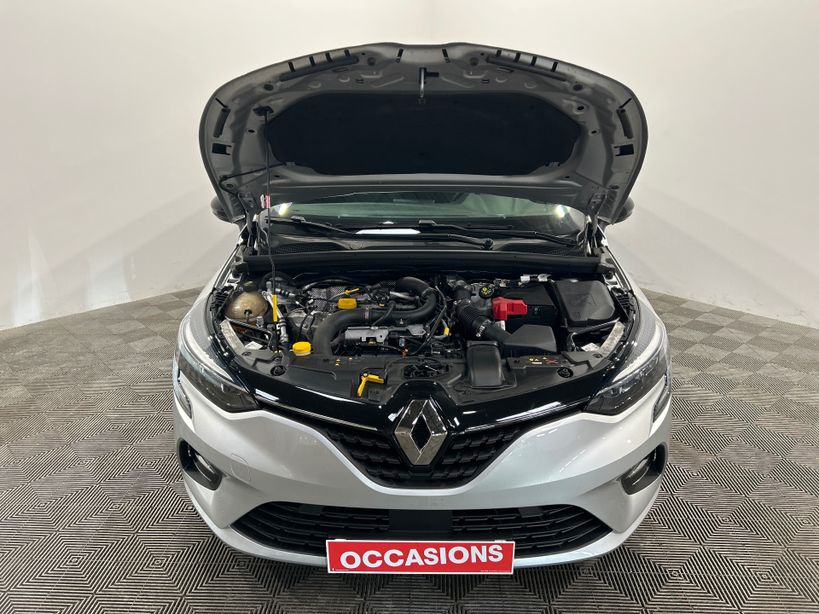 RENAULT CLIO V 2023 - Photo n°11