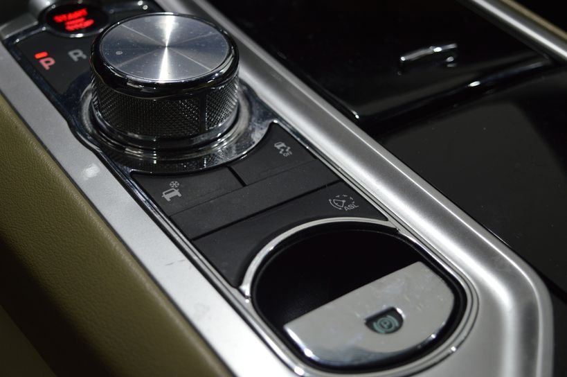 JAGUAR XF 2014 - Photo n°21