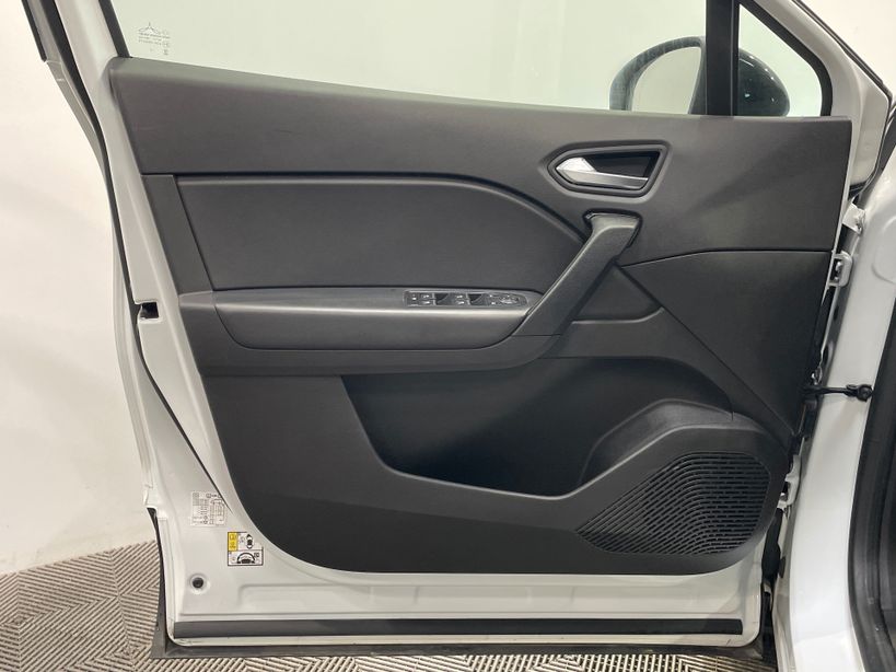 RENAULT CAPTUR 2022 - Photo n°31