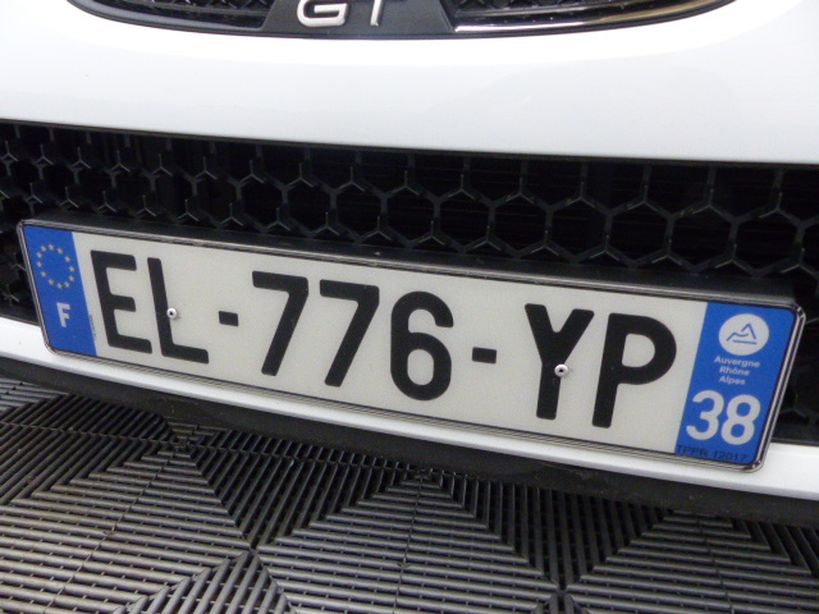 RENAULT MEGANE IV ESTATE 2017 - Photo n°4