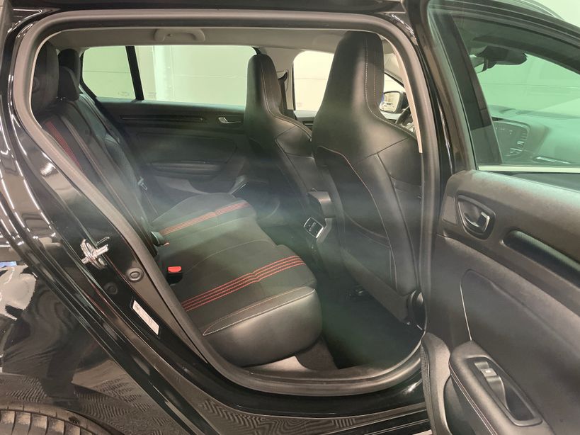 RENAULT MEGANE IV ESTATE 2022 - Photo n°8