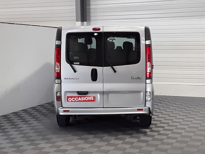 RENAULT TRAFIC II PASSENGER 2013 - Photo n°13