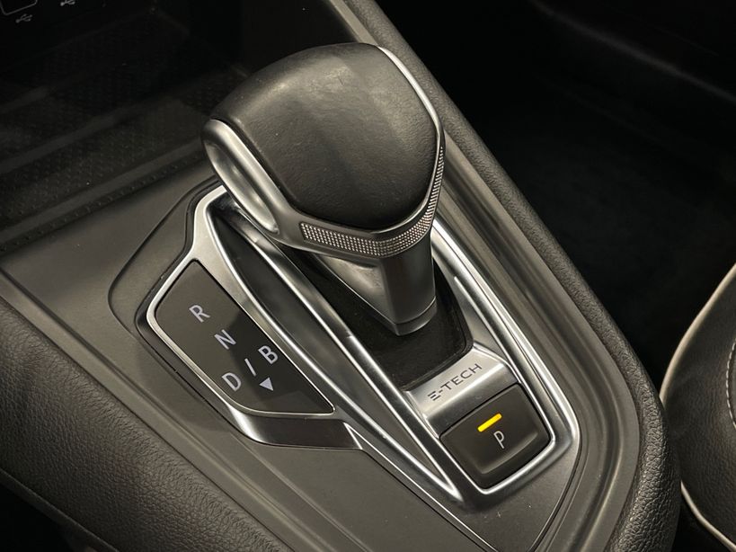 RENAULT CAPTUR 2021 - Photo n°19