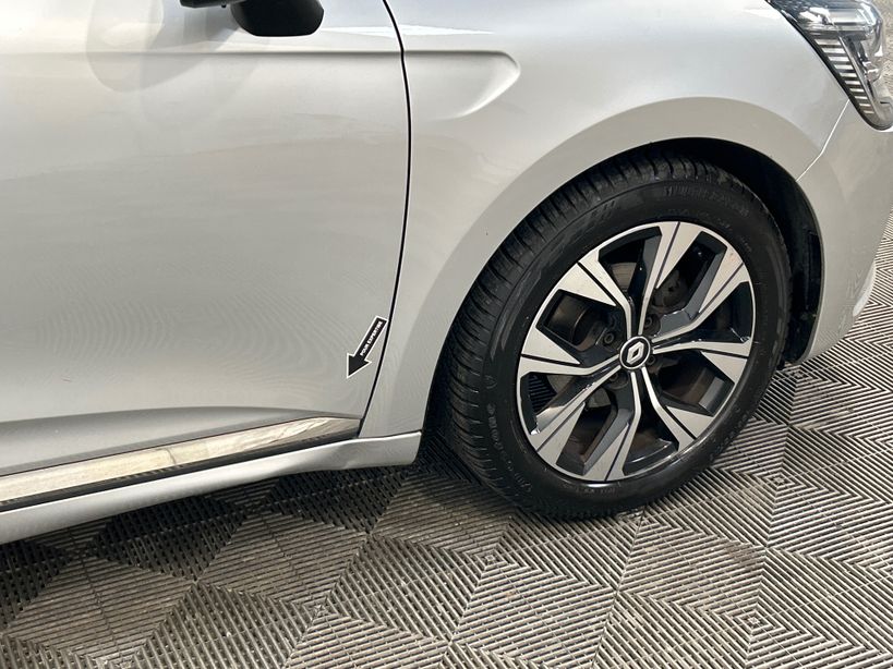 RENAULT CLIO V 2022 - Photo n°13