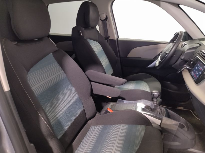 CITROEN C4 SPACETOURER 2019 - Photo n°10