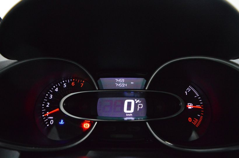 RENAULT CLIO IV 2016 - Photo n°38