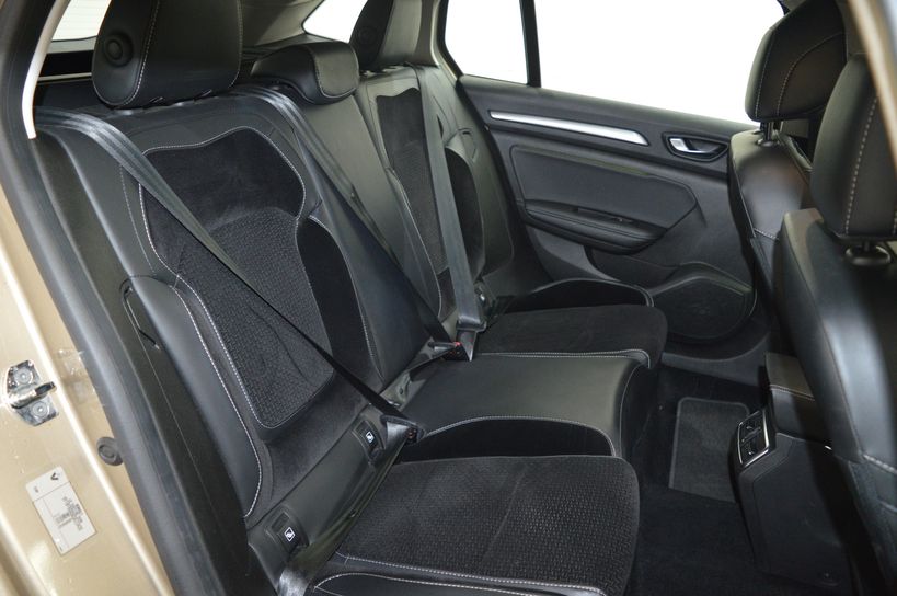 RENAULT MEGANE IV ESTATE 2019 - Photo n°33