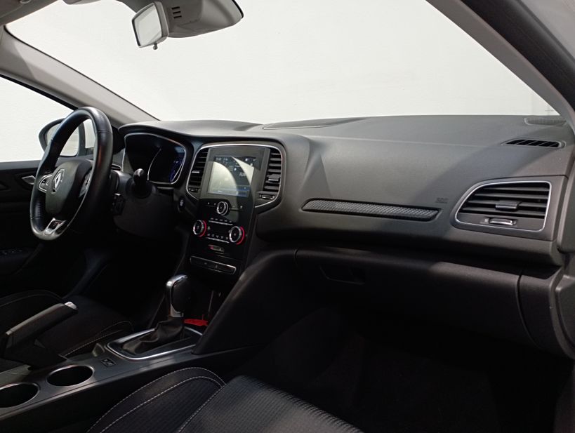 RENAULT MEGANE IV ESTATE BUSINESS 2019 - Photo n°11