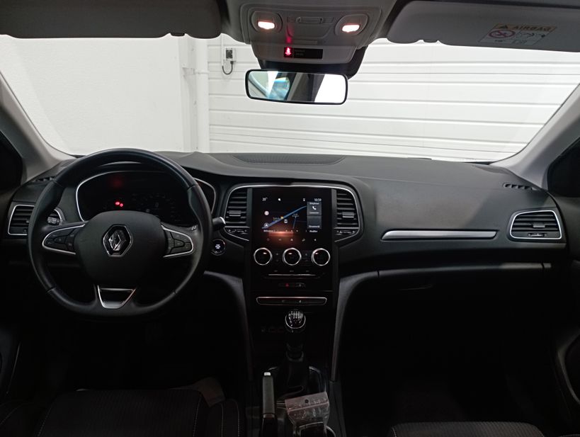 RENAULT MEGANE IV BERLINE 2021 - Photo n°13