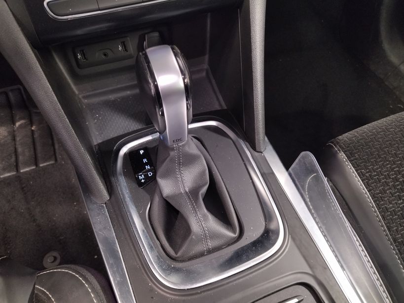 RENAULT MEGANE IV ESTATE 2019 - Photo n°14