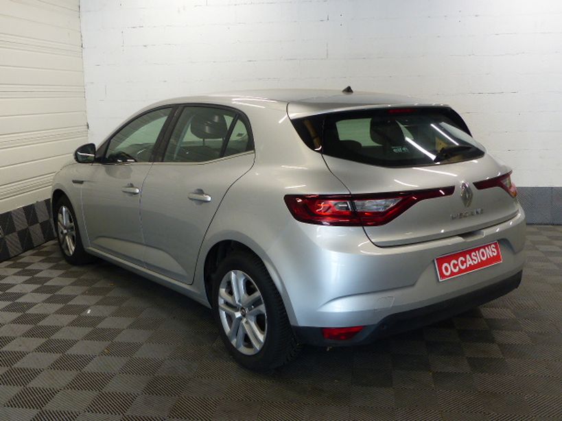 RENAULT MEGANE IV BERLINE BUSINESS 2019 - Photo n°5