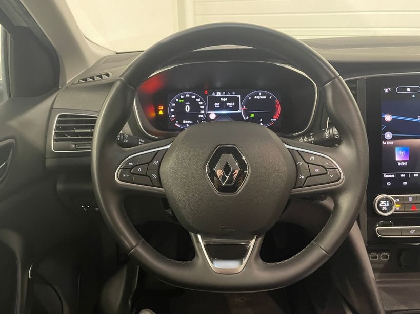 RENAULT MEGANE IV BERLINE 2022 - Photo n°14