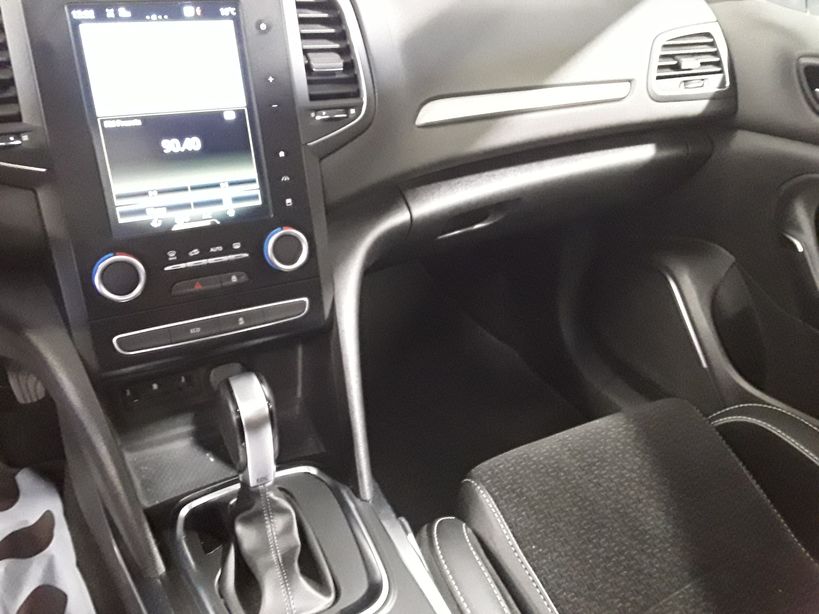 RENAULT MEGANE IV ESTATE 2017 - Photo n°7