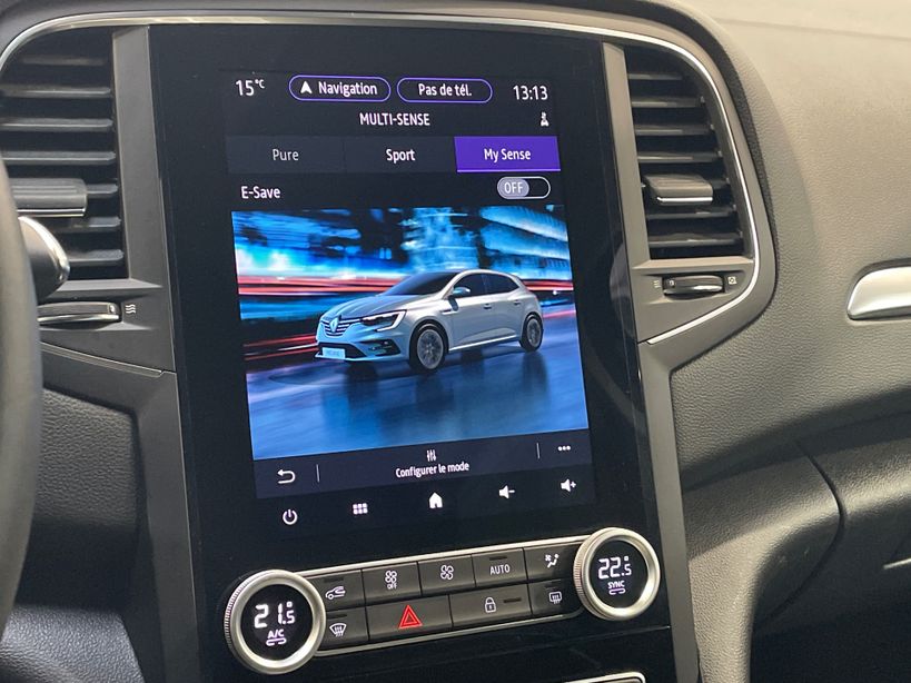 RENAULT MEGANE IV BERLINE 2022 - Photo n°12