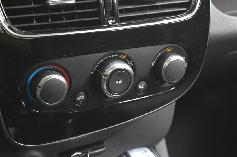 RENAULT CLIO IV SOCIETE 2017 - Photo n°12