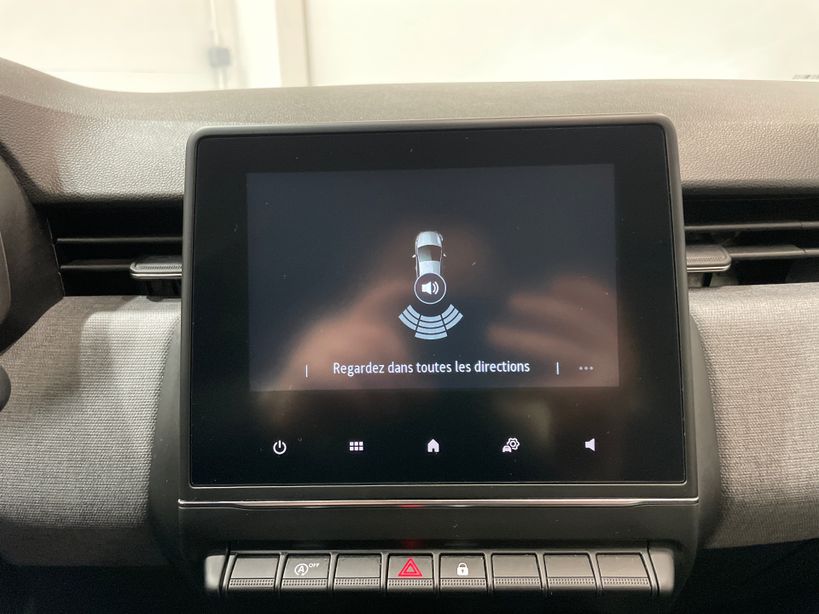 RENAULT CLIO V 2024 - Photo n°12