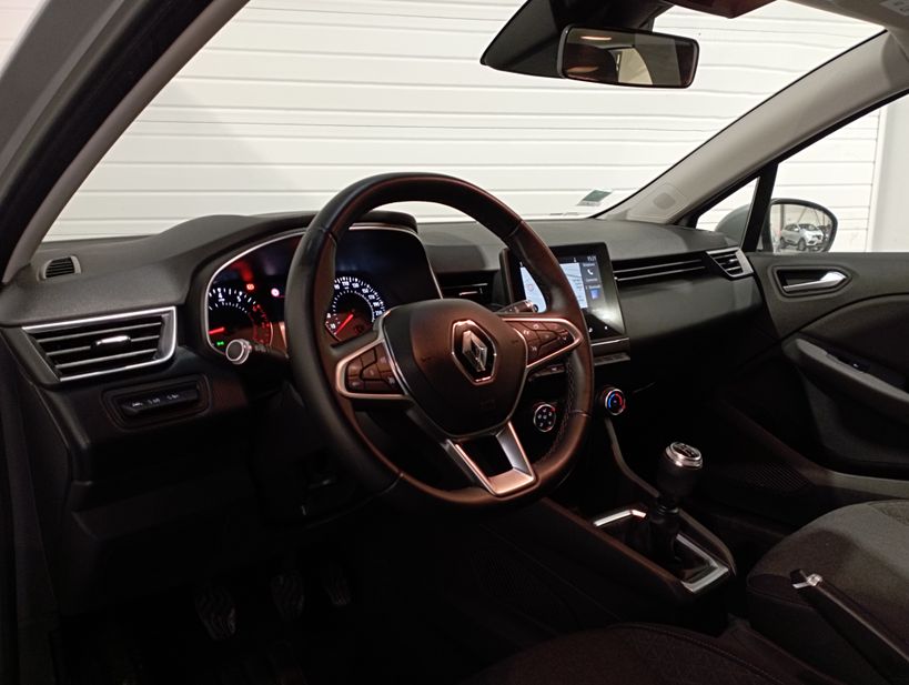 RENAULT CLIO V 2020 - Photo n°12