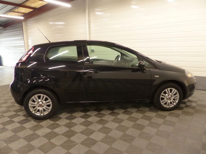 FIAT PUNTO 2015 - Photo n°11