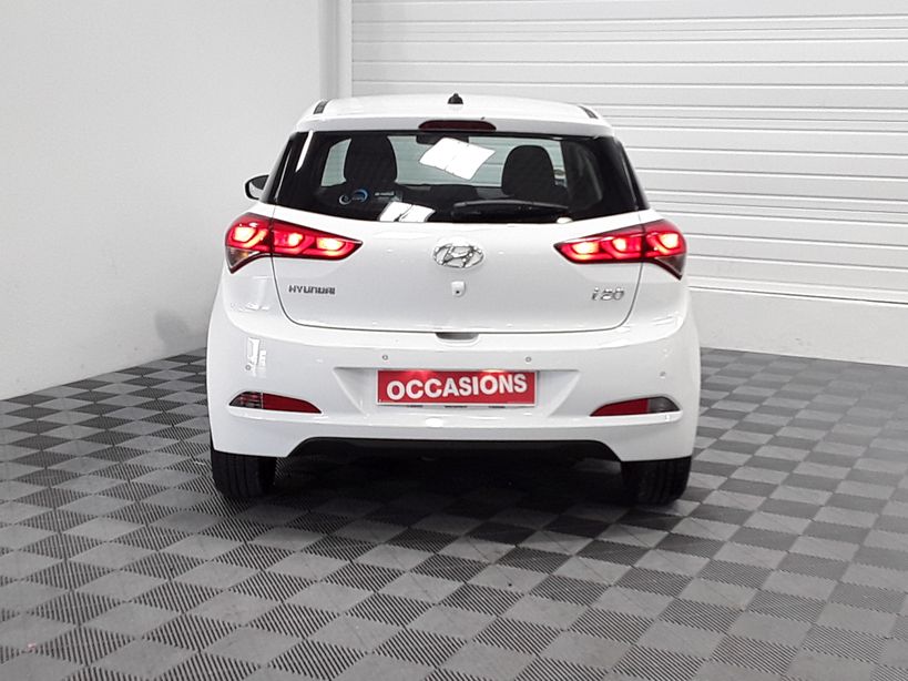 HYUNDAI i20 BUSINESS 2017 - Photo n°89