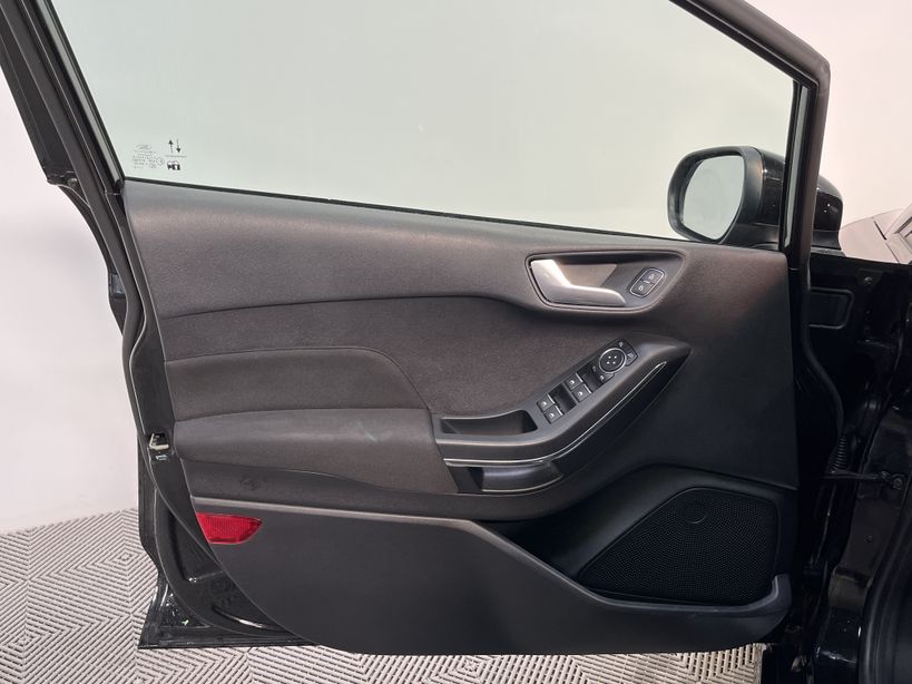 FORD FIESTA 2020 - Photo n°30