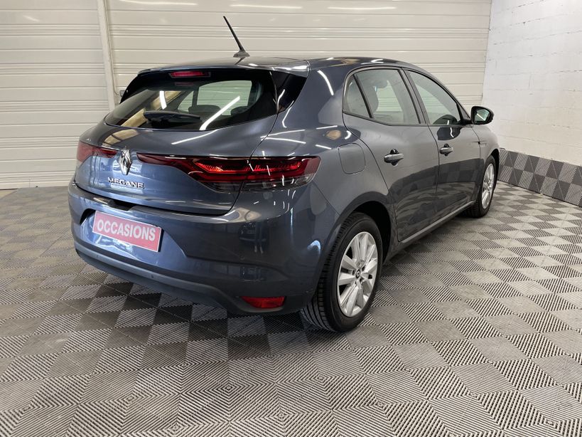 RENAULT MEGANE IV BERLINE 2022 - Photo n°6