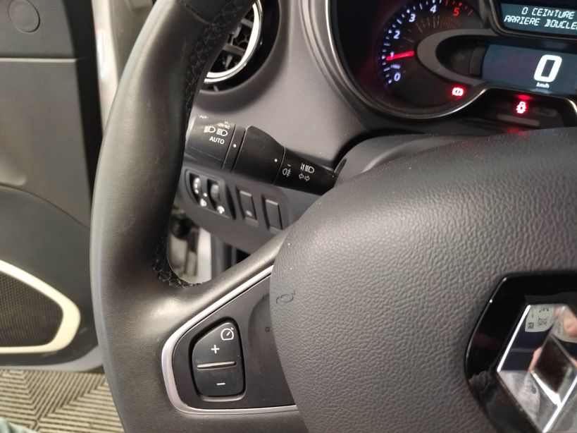RENAULT CAPTUR 2019 - Photo n°24
