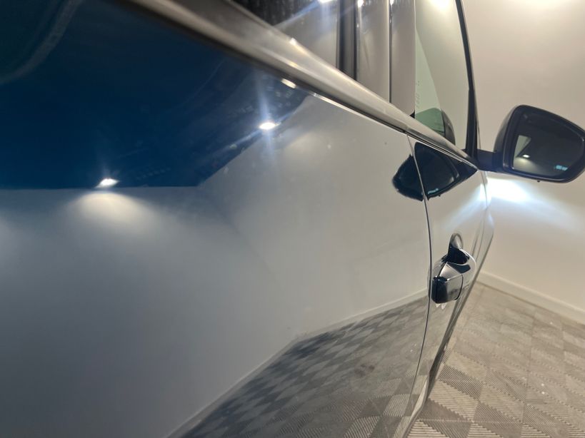 PEUGEOT 3008 2023 - Photo n°7