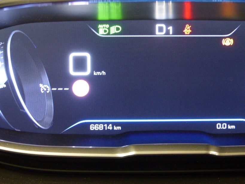 PEUGEOT 3008 2018 - Photo n°4