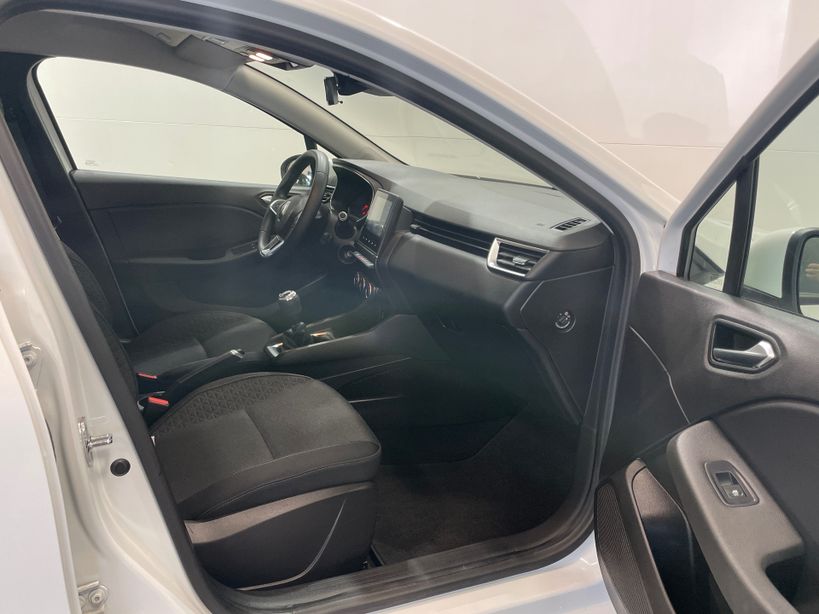 RENAULT CLIO V 2021 - Photo n°7