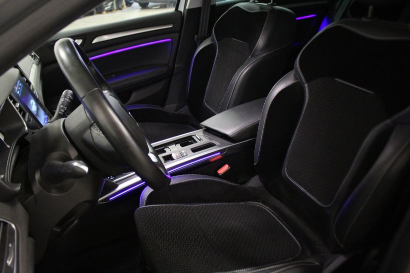 RENAULT MEGANE IV BERLINE 2020 - Photo n°26