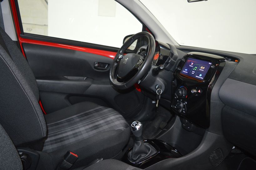 PEUGEOT 108 2018 - Photo n°19
