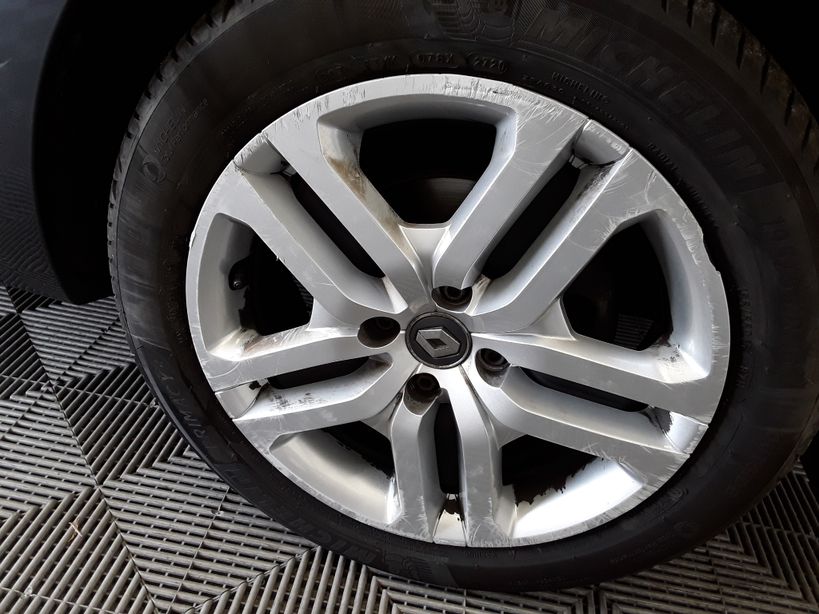 RENAULT CLIO IV ESTATE 2017 - Photo n°21