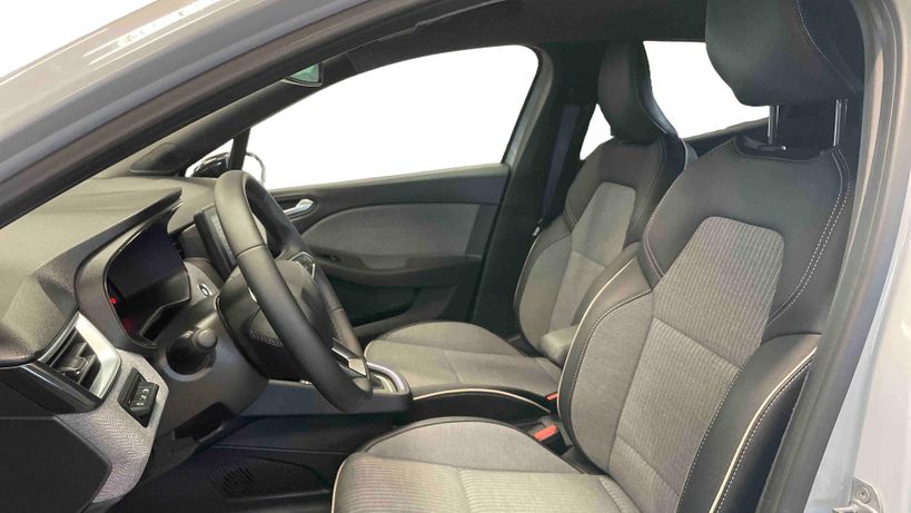 RENAULT CLIO V 2025 - Photo n°8